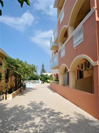 Imagen general del Hotel Kozanos II, Ammoudi. Foto 4