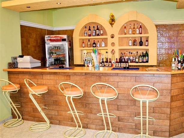 Imagen general del Hotel Kozanos II, Ammoudi. Foto 11