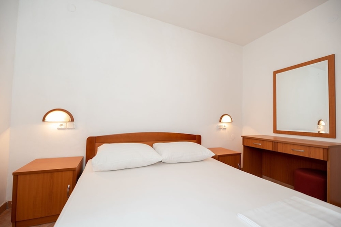 Imagen de la habitación del Hotel Kozarica Apartments. Foto 2