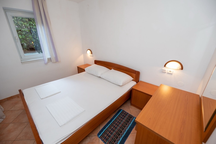 Imagen de la habitación del Hotel Kozarica Apartments. Foto 3