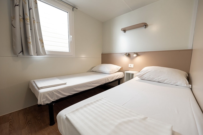 Imagen de la habitación del Hotel Kozarica Mobile Homes. Foto 4