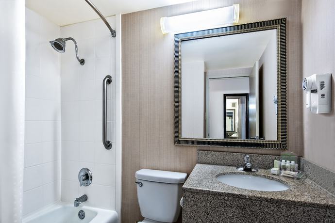 Imagen de la habitación del Hotel Kozy Dallas DFW Airport Area West. Foto 4