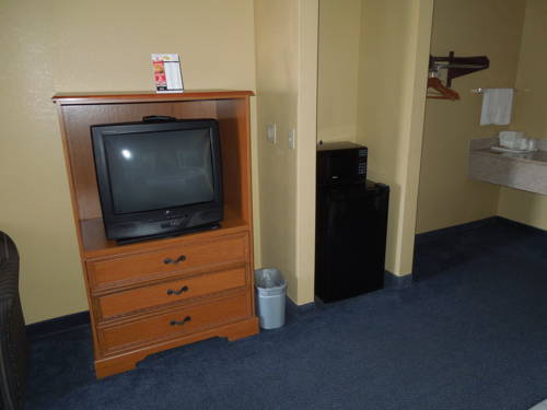 Imagen de la habitación del Hotel Kozy Inn. Foto 3