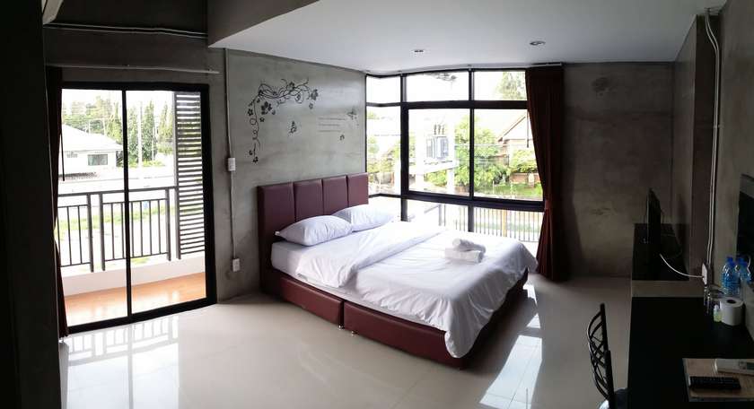 Imagen de los interiores del Hotel Kp Place. Foto 17