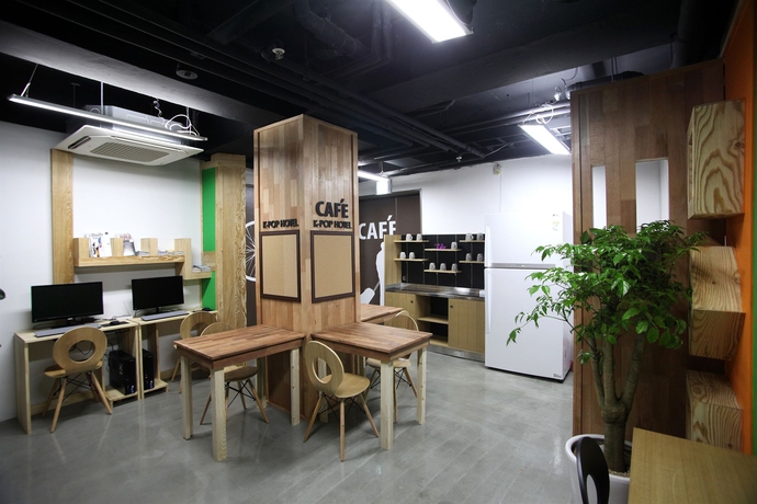 Imagen del bar/restaurante del Hotel K-pop Seoul Station. Foto 2