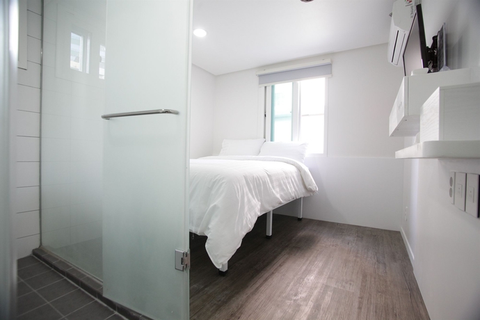 Imagen de la habitación del Hotel K-pop Seoul Tower. Foto 2