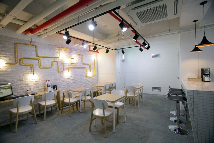 Imagen de los interiores del Hotel K-pop Seoul Tower. Foto 11