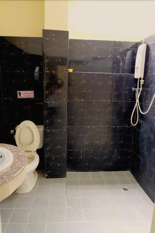 Imagen de la habitación del Hotel Krabi Marina Seaview. Foto 13