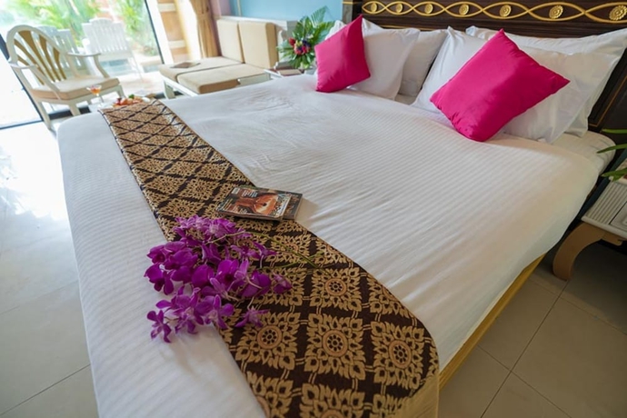 Imagen de la habitación del Hotel Krabi Nature Beach Resort. Foto 7