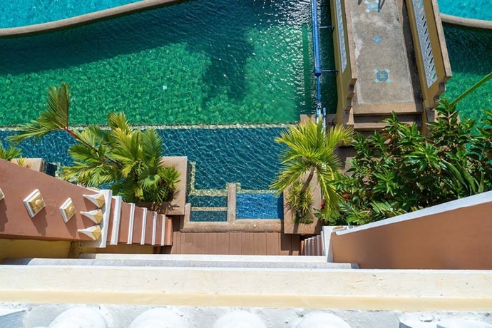 Imagen de la habitación del Hotel Krabi Nature Beach Resort. Foto 11