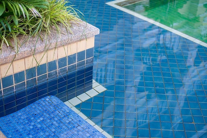 Imagen de la piscina del Hotel Krabi Nature Beach Resort. Foto 16