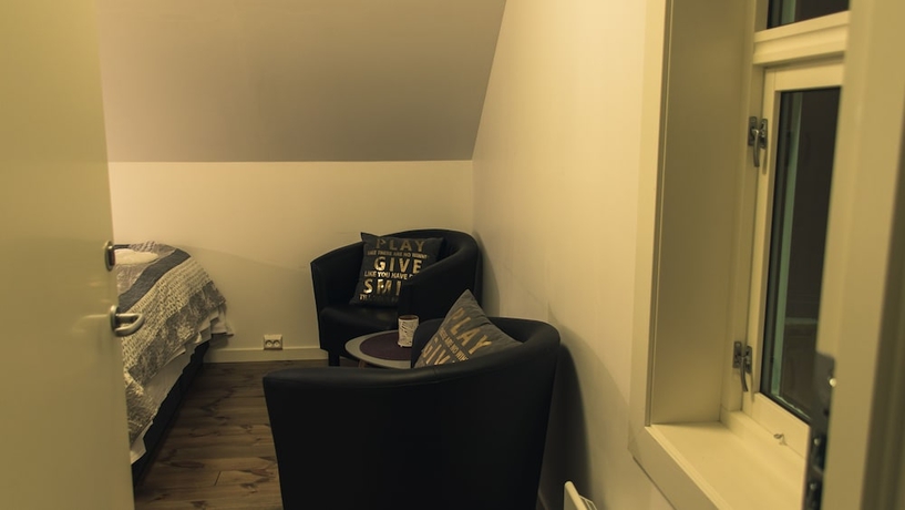 Imagen de la habitación del Hotel Kr&aelig;mmervika Havn. Foto 7