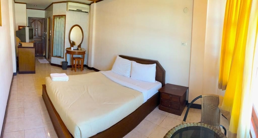 Imagen de la habitación del Hotel Kraisaeng Place. Foto 11
