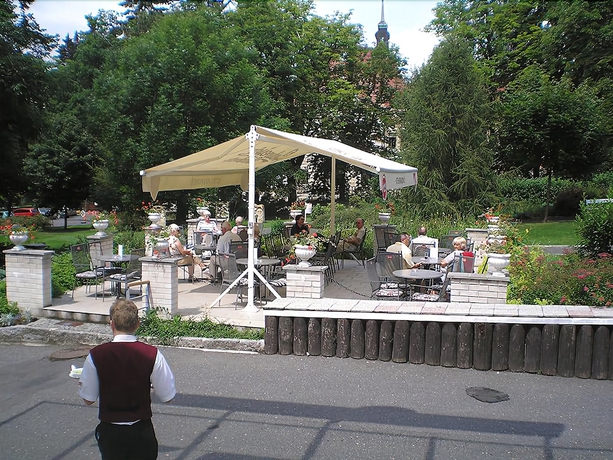 Imagen del bar/restaurante del Hotel Krakono&scaron;, Marianske Lazne. Foto 9