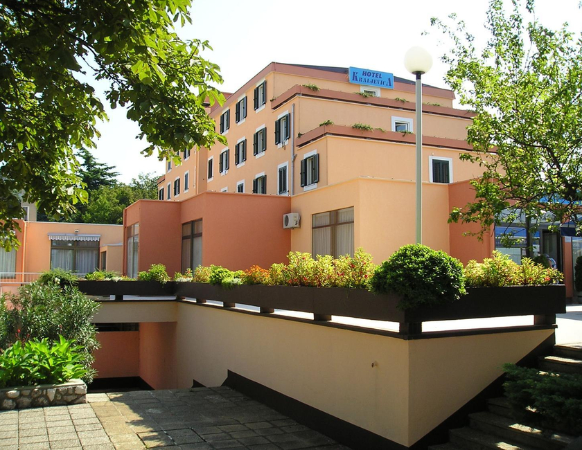 Imagen general del Hotel Kraljevica. Foto 2