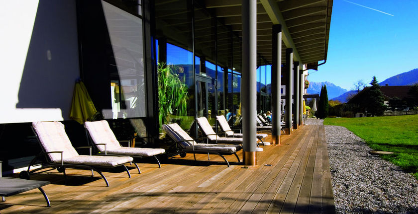 Imagen de la piscina del Hotel Krallerhof. Foto 15