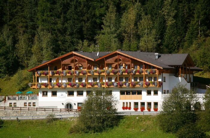 Imagen general del Hotel Kranebitt. Foto 13