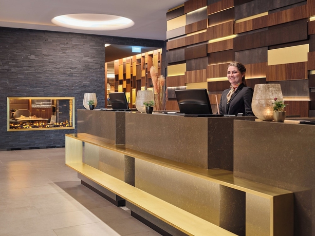 Imagen de los interiores del Hotel Kranz Parkhotel. Foto 16