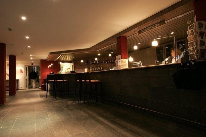 Imagen de los interiores del Hotel Krapi. Foto 20