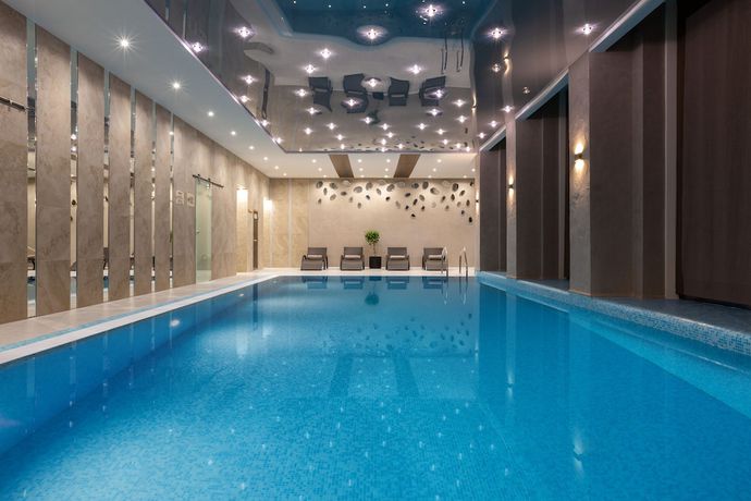 Imagen de la piscina del Hotel Krasnodar Marriott. Foto 13