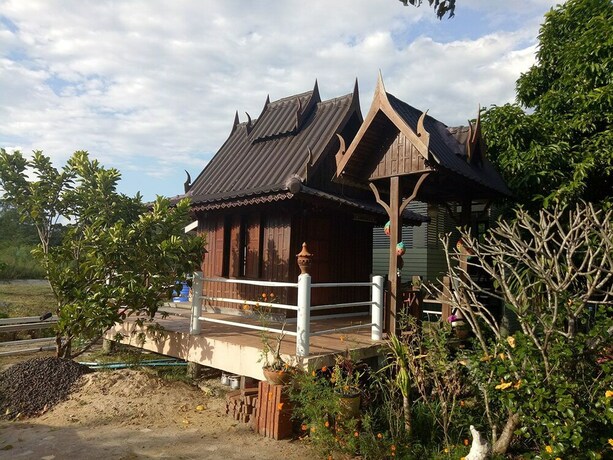 Imagen de la habitación del Hotel Kratommaiphuwaree. Foto 22
