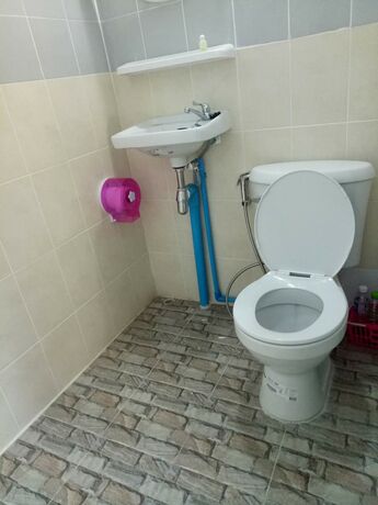 Imagen de la habitación del Hotel Kratommaiphuwaree. Foto 28