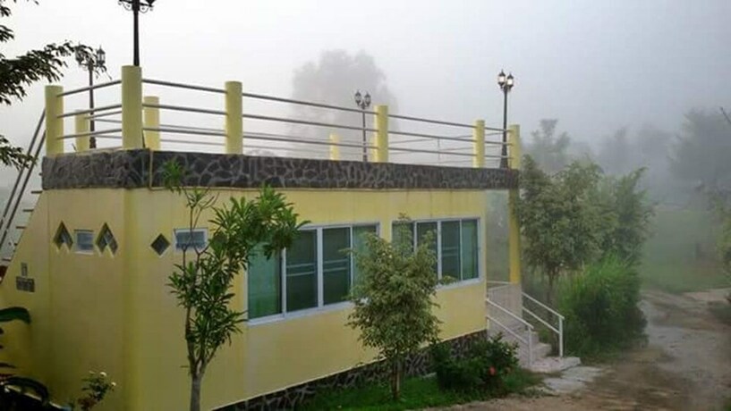 Imagen de la habitación del Hotel Kratommaiphuwaree. Foto 32