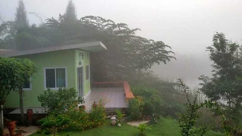 Imagen de la habitación del Hotel Kratommaiphuwaree. Foto 33