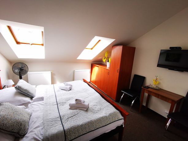Imagen de la habitación del Hotel Kraus. Foto 11