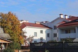 Imagen general del Hotel Kray Lesa Apartments. Foto 2