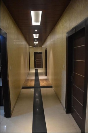 Imagen de los interiores del Hotel Krazy. Foto 16
