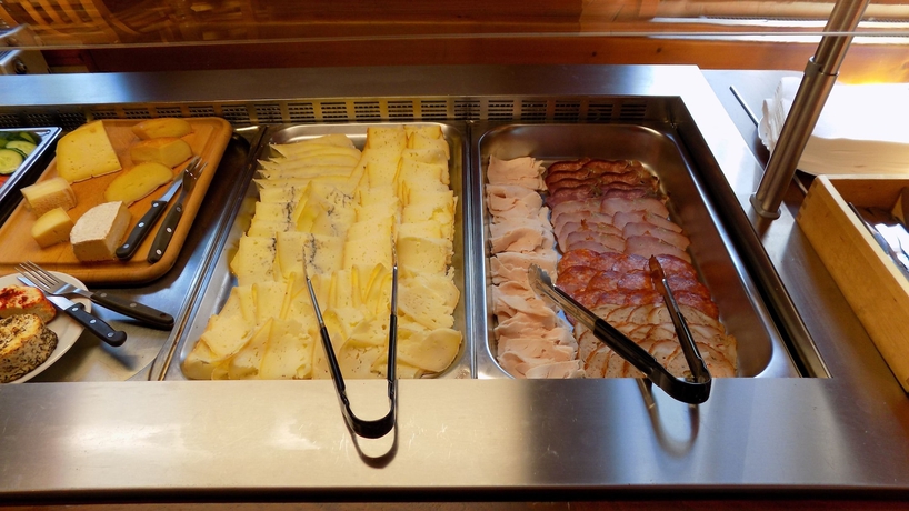 Imagen del bar/restaurante del Hotel Kréta, Kutna Hora . Foto 5