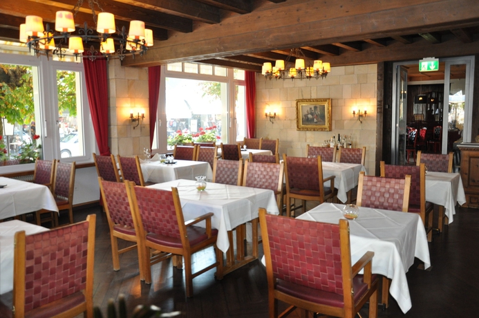 Imagen del bar/restaurante del Hotel Krebs. Foto 6