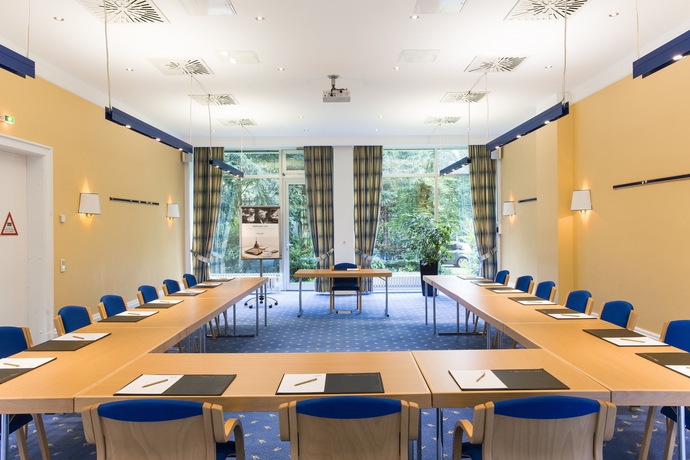 Imagen de los interiores del Hotel Krefelder Hof. Foto 15