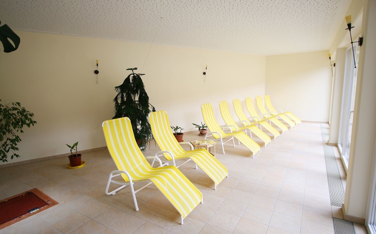 Imagen de la piscina del Hotel Kreinerhof. Foto 18