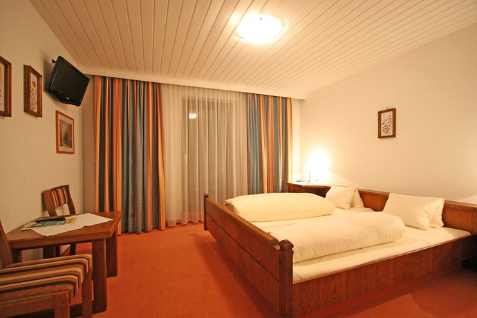 Imagen de la habitación del Hotel Kreinerhof. Foto 13