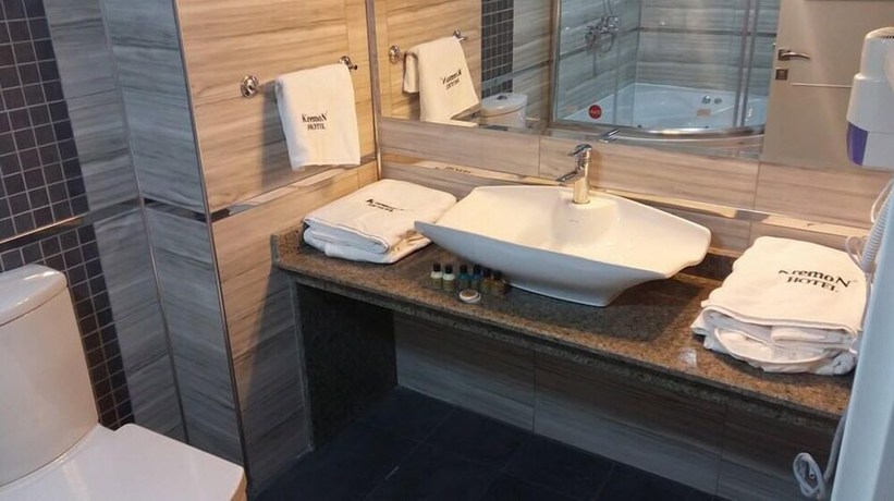 Imagen de la habitación del Hotel Kremon. Foto 5