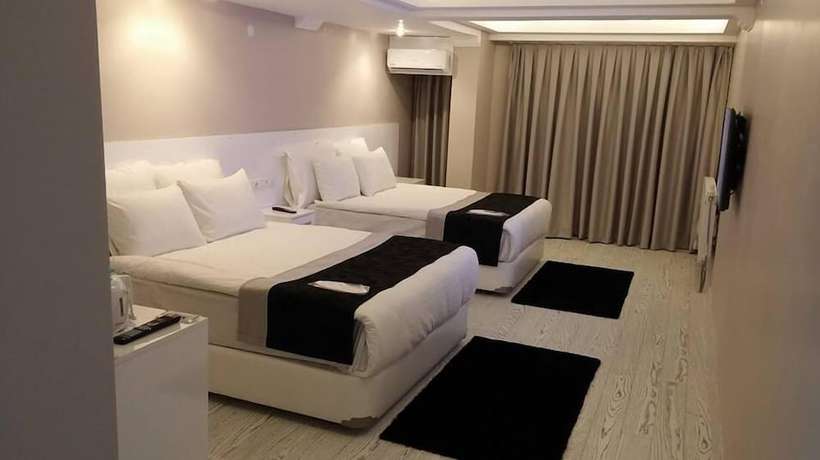 Imagen de la habitación del Hotel Kremon. Foto 6