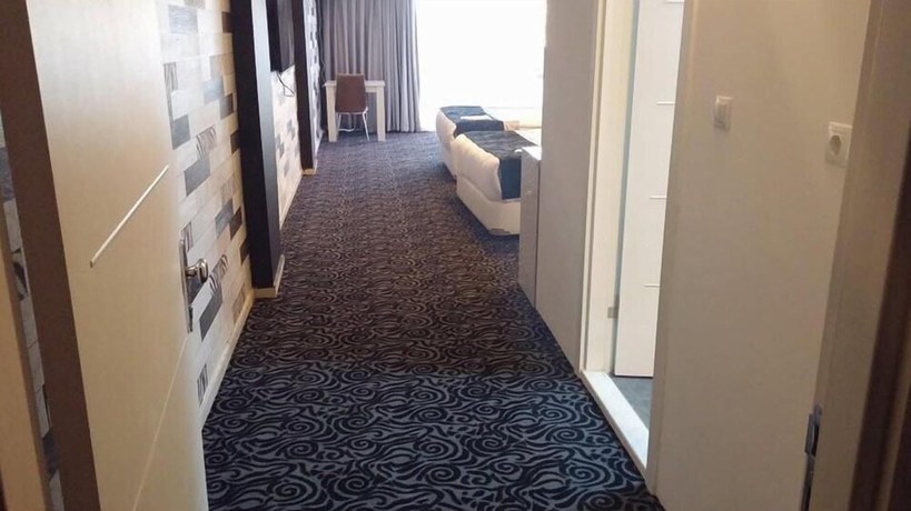 Imagen de la habitación del Hotel Kremon. Foto 9