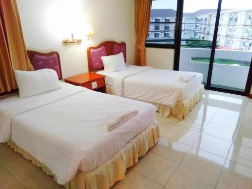 Imagen general del Hotel Kresident. Foto 11
