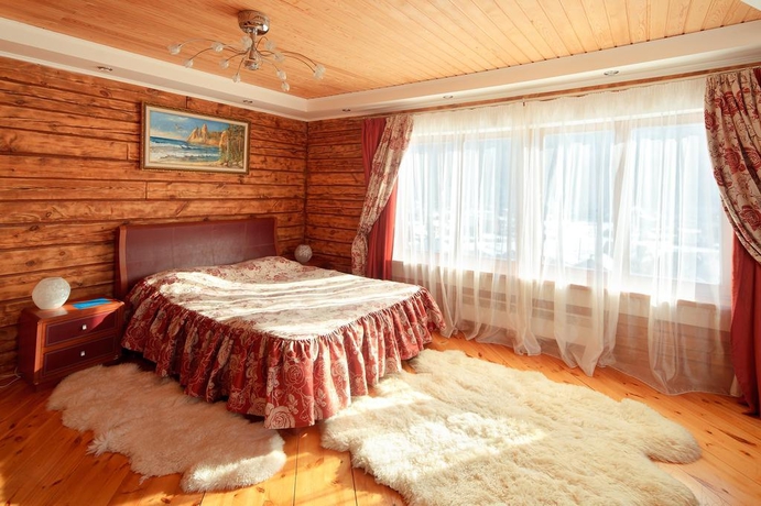 Imagen general del Hotel Krestovaya Pad. Foto 11