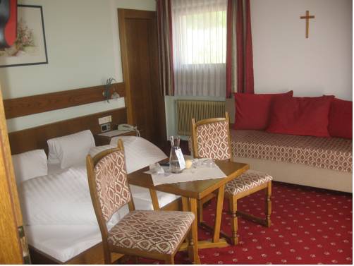 Imagen de la habitación del Hotel Kreuz, PFUNDS. Foto 12