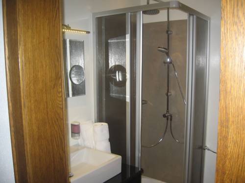Imagen de la habitación del Hotel Kreuz, PFUNDS. Foto 16