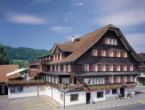 Imagen de la habitación del Hotel Kreuz, Schwarzenberg (ch). Foto 2