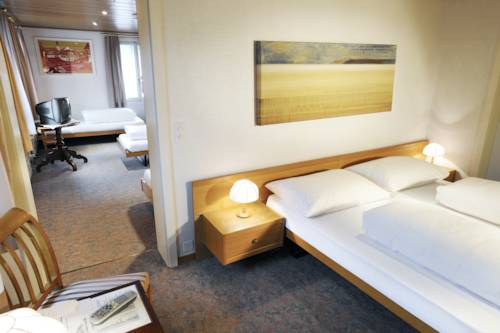 Imagen de la habitación del Hotel Kreuz, Schwarzenberg (ch). Foto 9