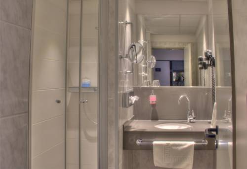 Imagen de la habitación del Hotel Kreuzer. Foto 10