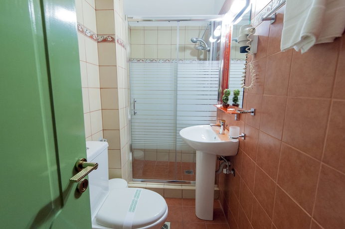 Imagen de la habitación del Hotel Krikonis. Foto 2