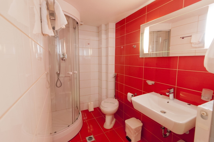 Imagen de la habitación del Hotel Krikonis. Foto 3