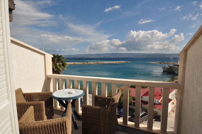 Imagen de la habitación del Hotel Krilo. Foto 15