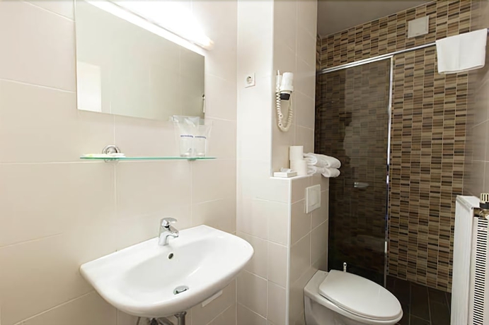 Imagen de la habitación del Hotel Krim Bled. Foto 16